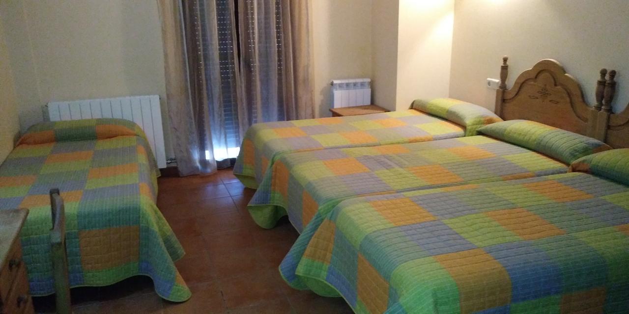 Hostal La Vega Peralejos 외부 사진
