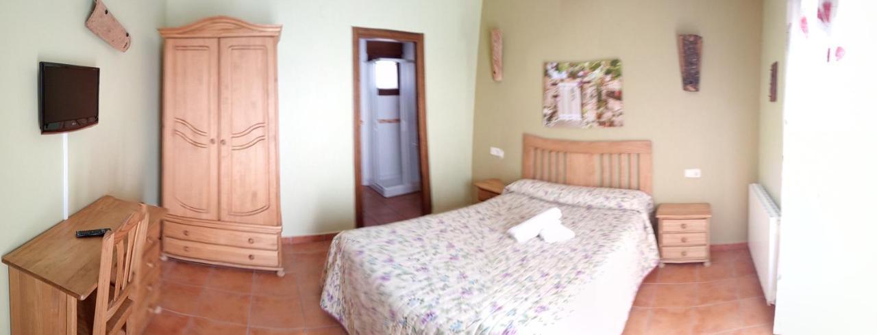 Hostal La Vega Peralejos 외부 사진